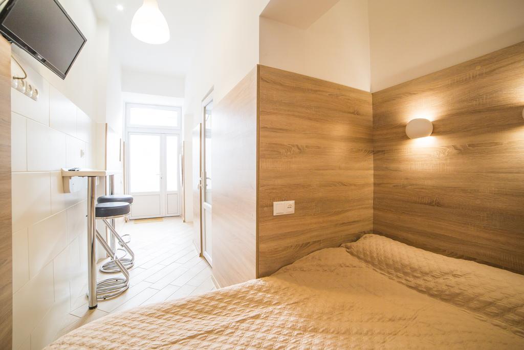 Apartment on Kulisha 29-а Львов Экстерьер фото